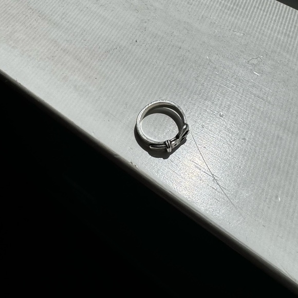 James avery RETIRED buckle ring - Picture 3 of 5